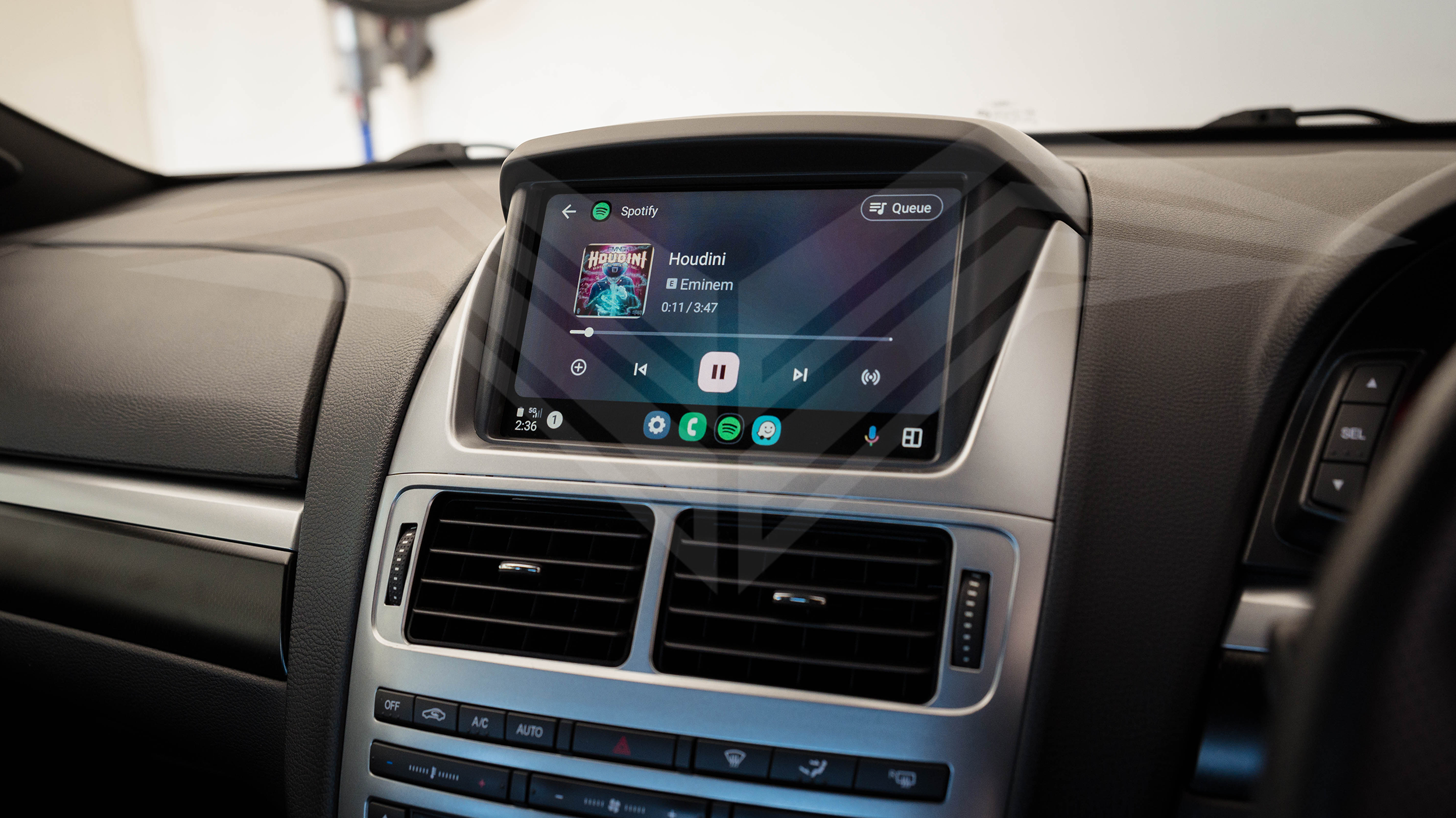 Wireless Apple CarPlay Android Auto Integration for Ford FG-X Falcon with Sync 2.0
