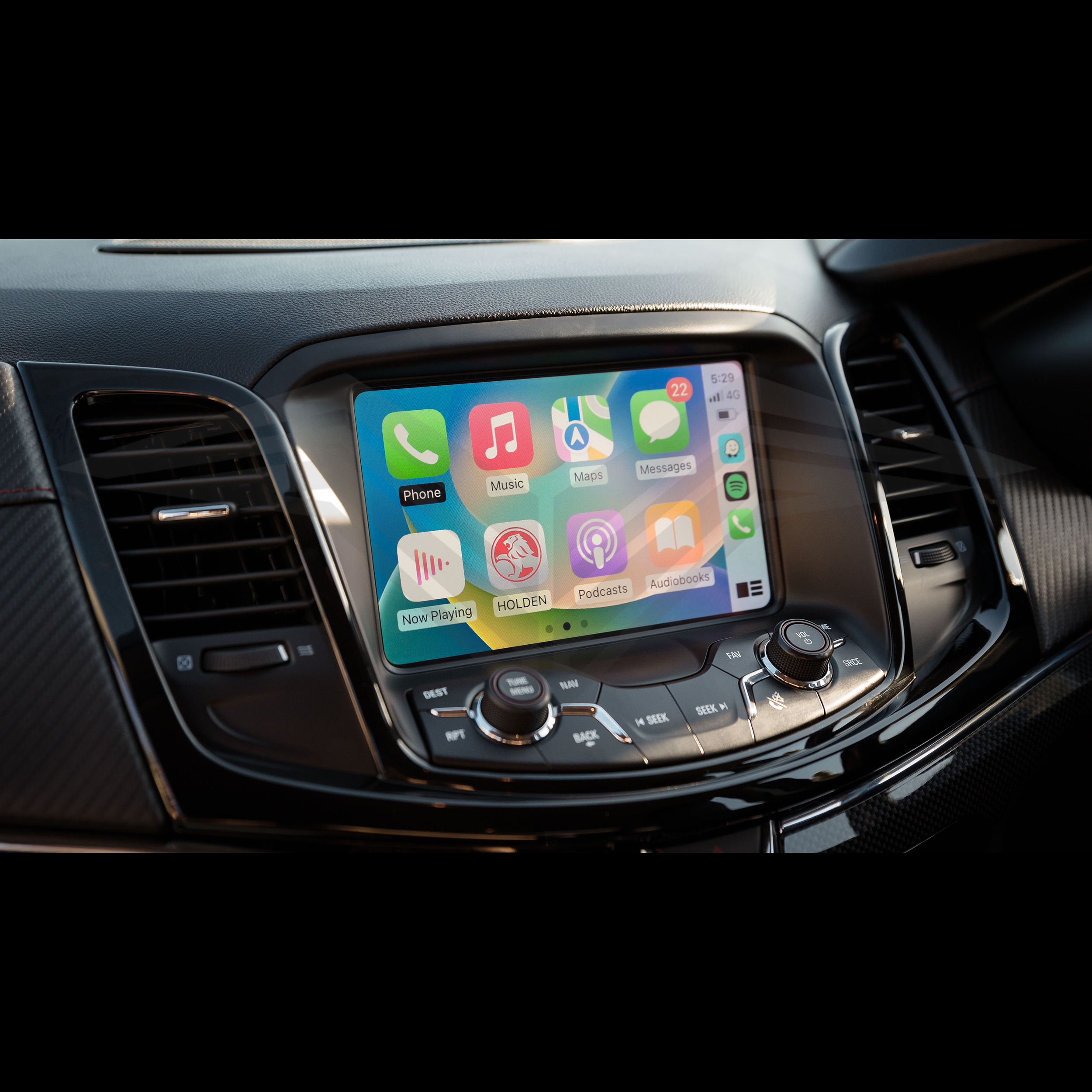 Holden VF MyLink Commodore Wireless Apple CarPlay & Android Auto Integration