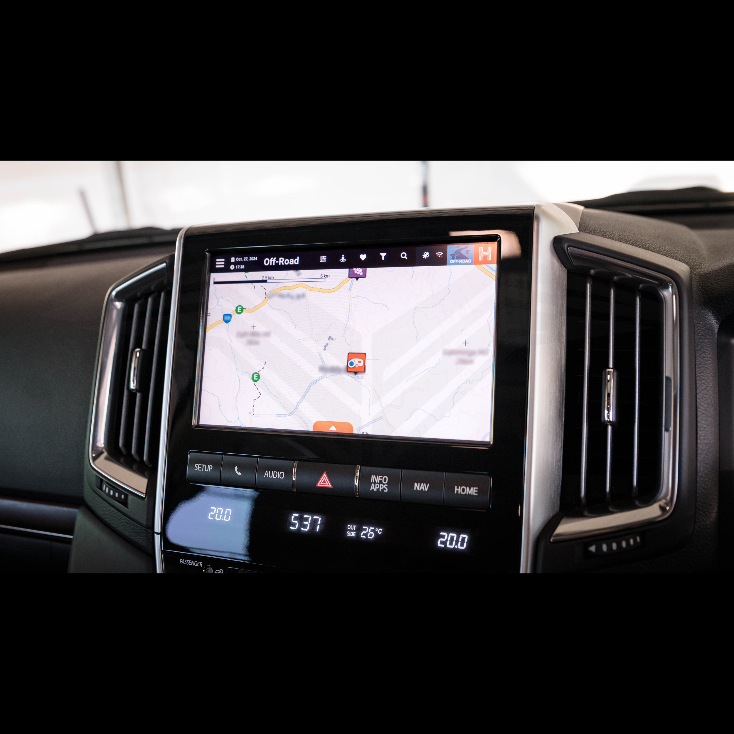 Apple CarPlay & Android Auto Integration for Toyota LC200 LandCruiser VX & Sahara 16-21